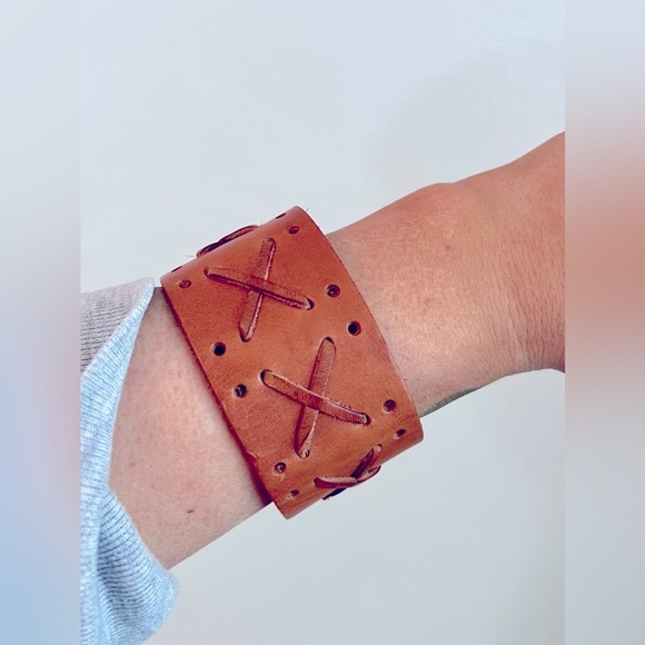 Jewelry - leather snap cuff​​ | 5 for $25